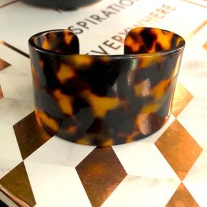 Woman’s tortoise cuff